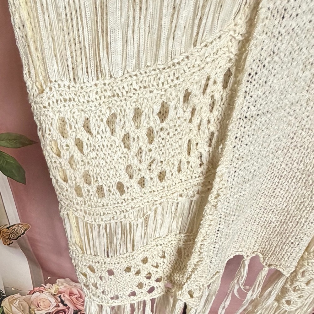 Boho Fringe Open Style Knit Long Vest Cardigan in Beige, Size Large. - Picture 4 of 5